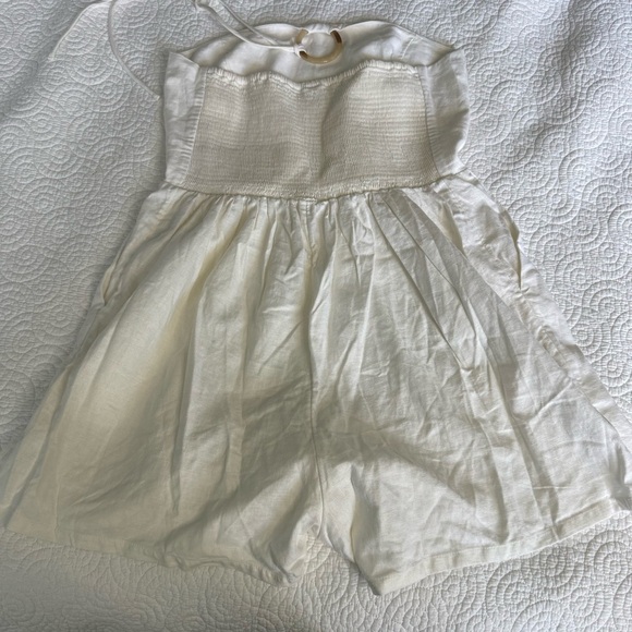 Linen-Blend O-Ring Halter Romper -- 3-inch inseam - Picture 8 of 11